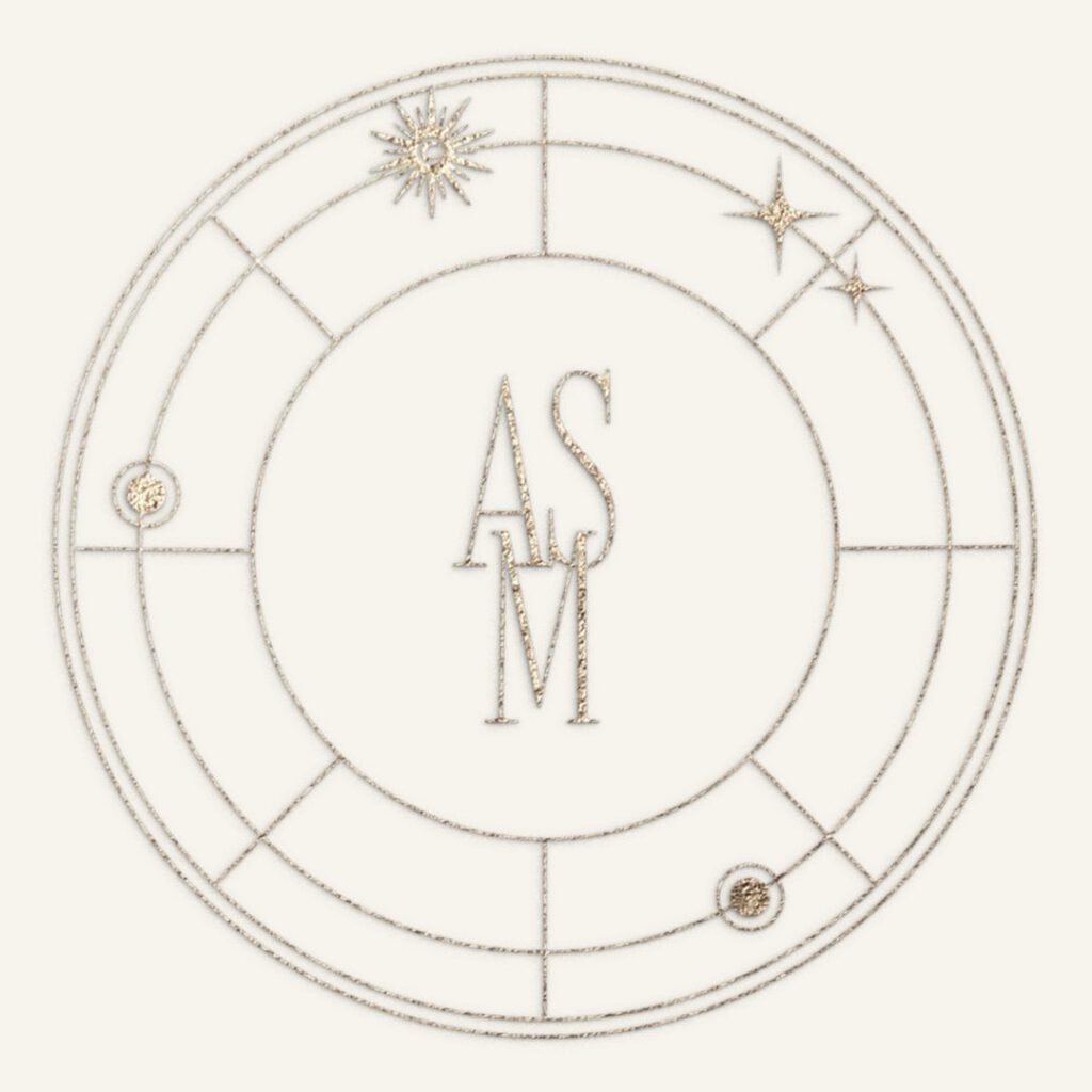 Logo von Anna-Sophie Munk mit astrologischem Kreis und Initialen